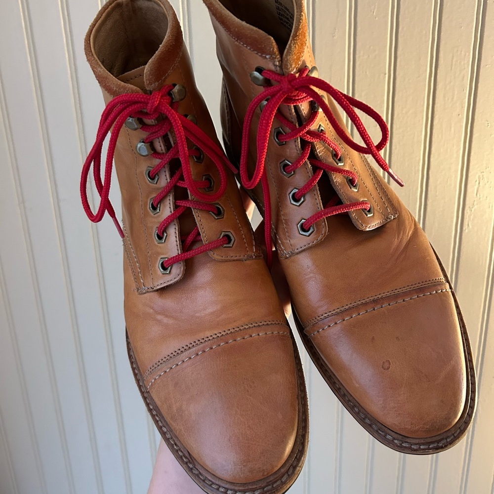 Florsheim Tan Leather Boots with Red Laces